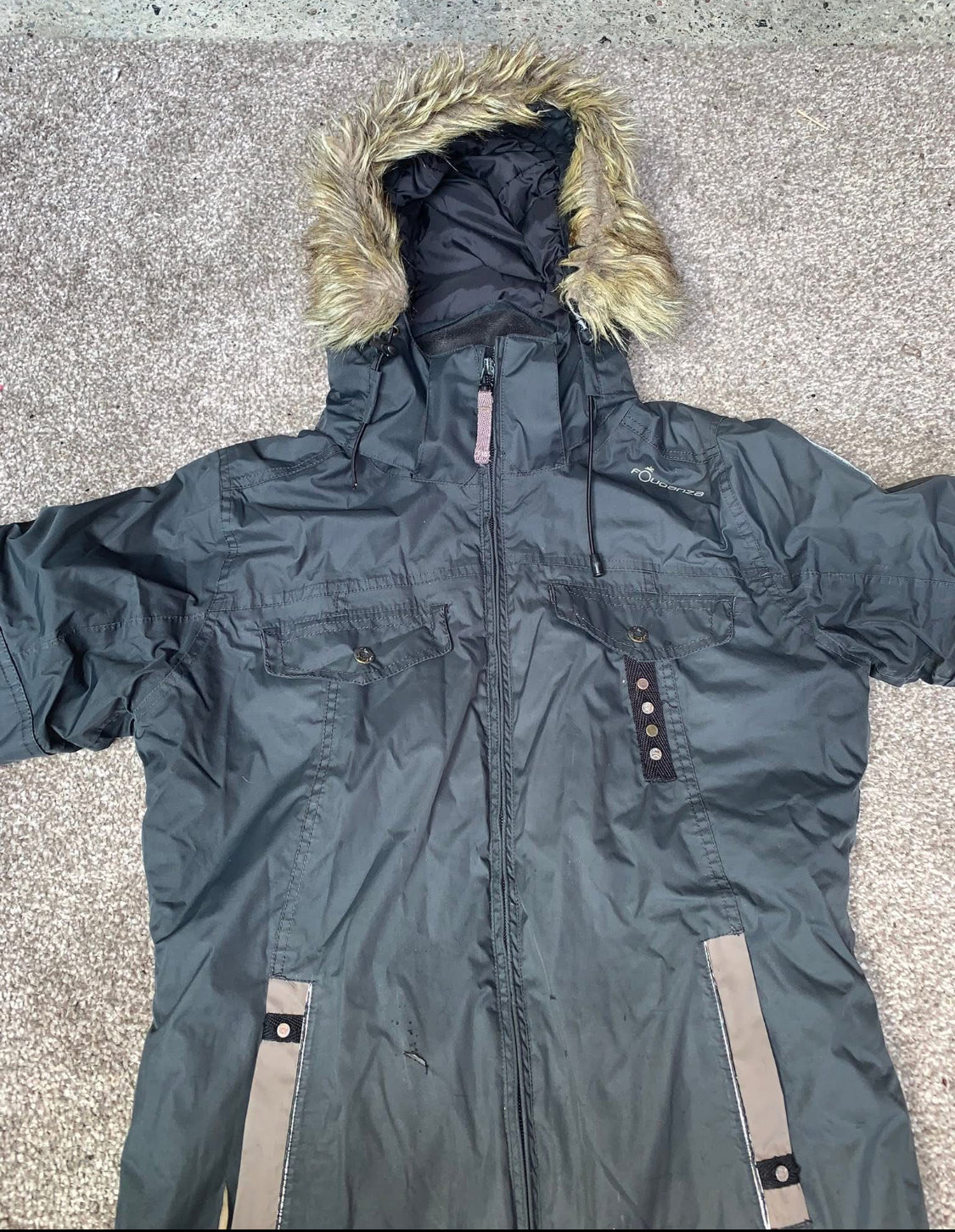 ✨ Preloved Fouganza Winter Jacket – Ladies Size Small ✨