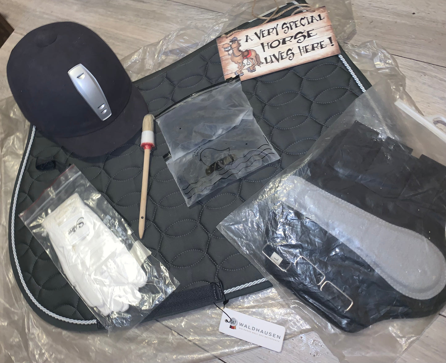 ✨ Grey Equestrian Bundle – Size Full ✨