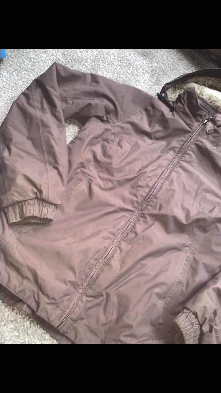 ๐ค Preloved Ladies Brown Waterproof Yard Jacket โ Size XS (Approx. UK8) ๐ค