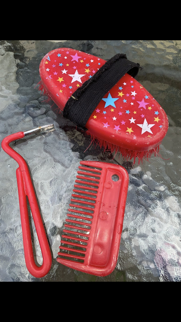 ✨ Preloved Kids Red Grooming Bundle ✨