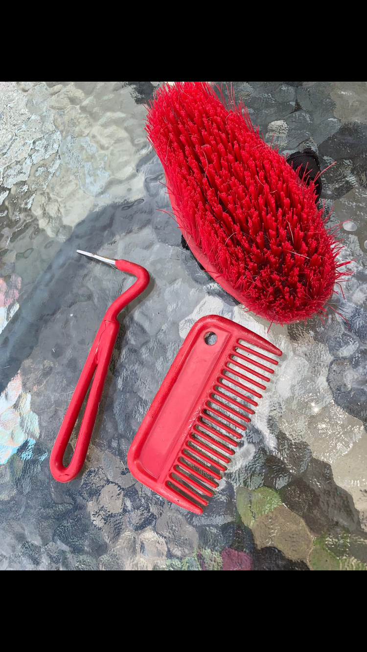 ✨ Preloved Kids Red Grooming Bundle ✨
