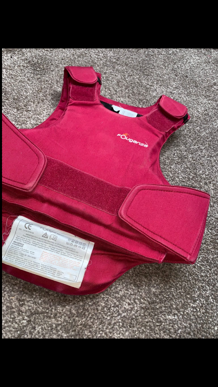 ๐ก Preloved Kids Body Protector โ Pink, Size 8/10yrs ๐ก