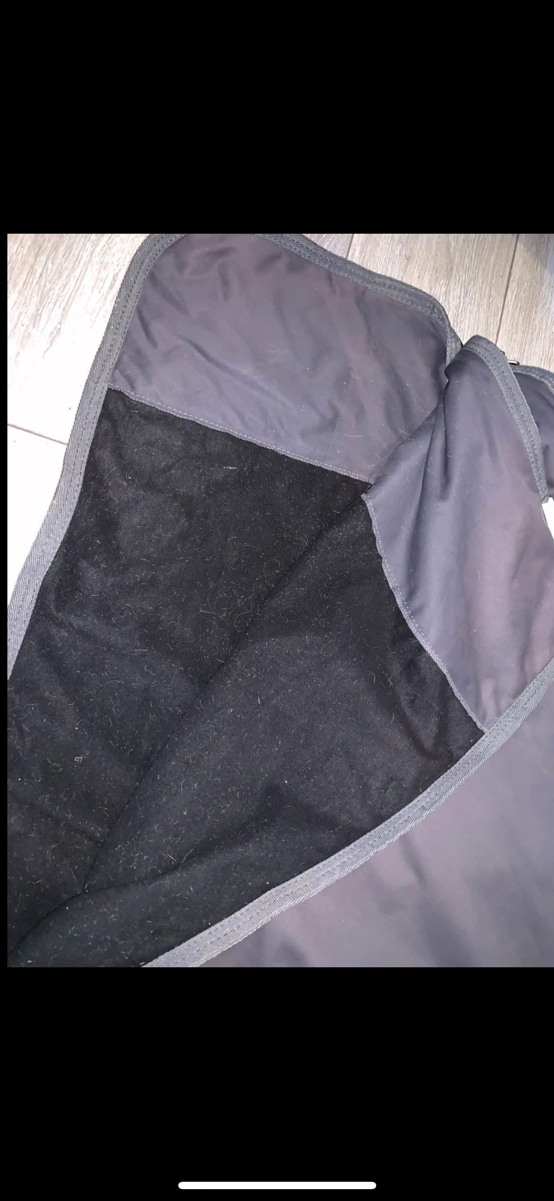 ✨ Preloved 6ft Stable Rug with Fleece Liner ✨