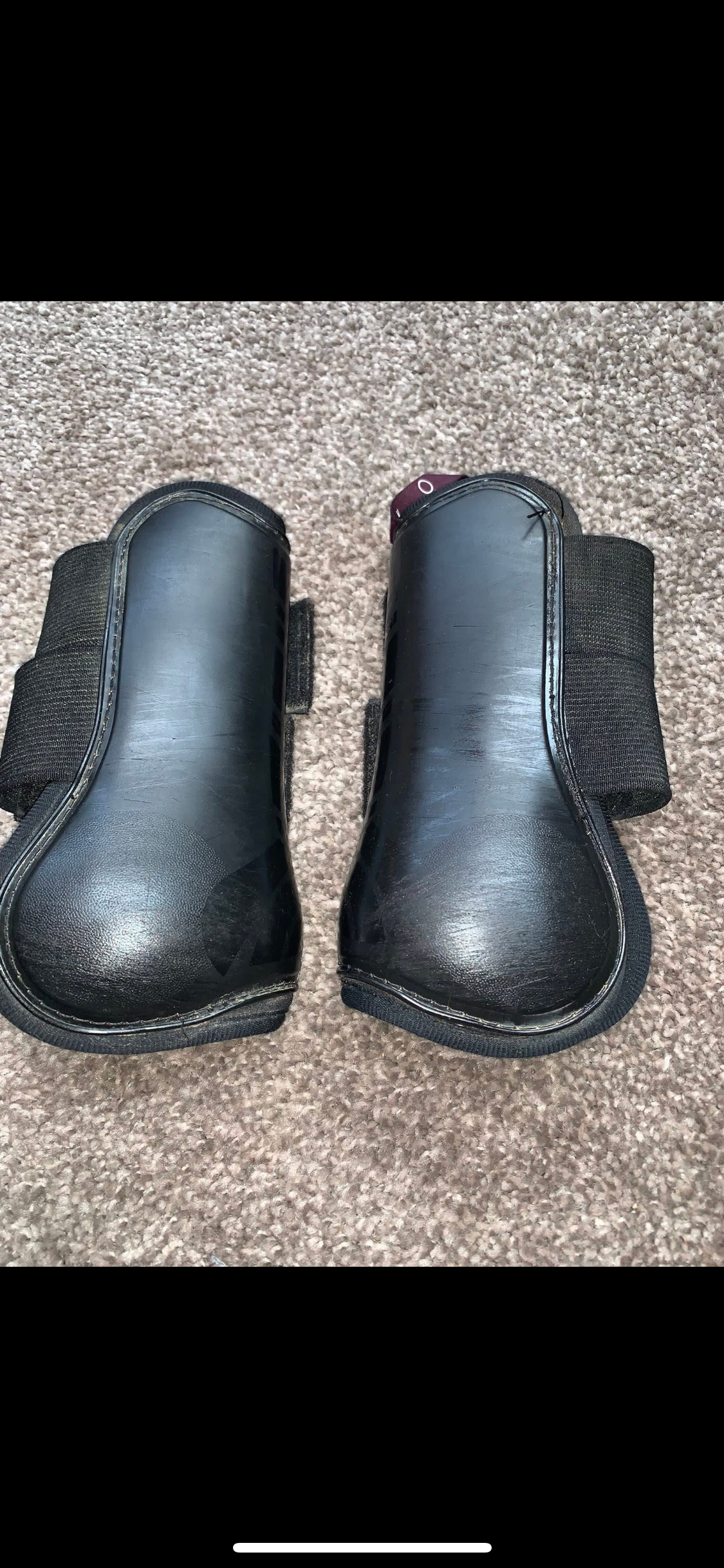 🖤 Preloved Black Pony Tendon Boots – Excellent Condition 🖤
