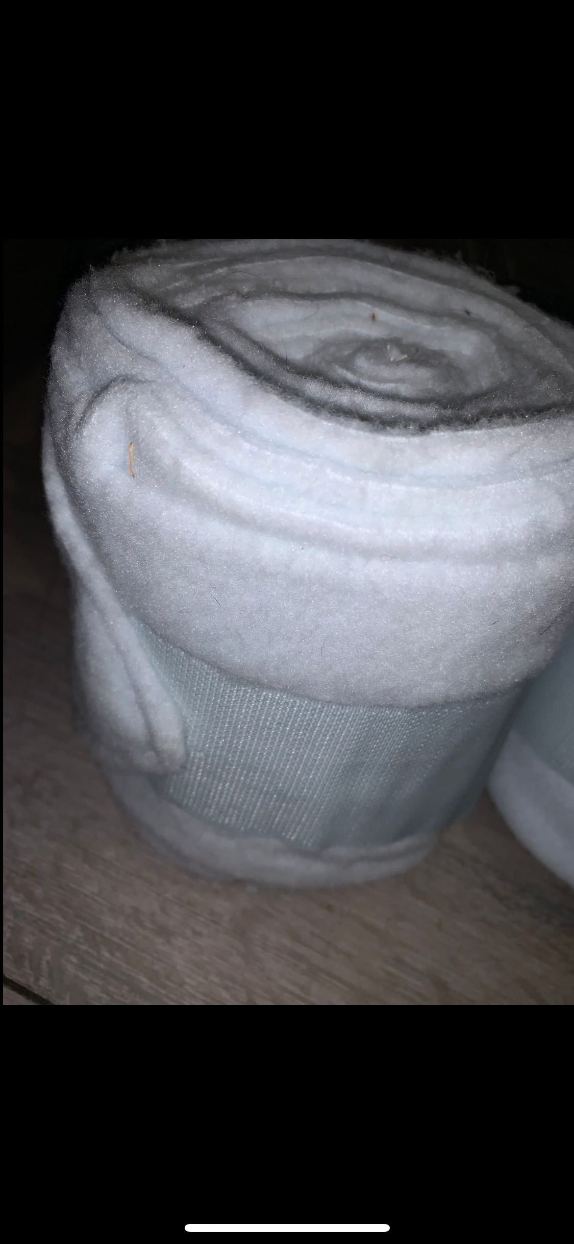 โช๐ Like New Full Set of Large Leg Bandages โ White with Teal Hint ๐โช