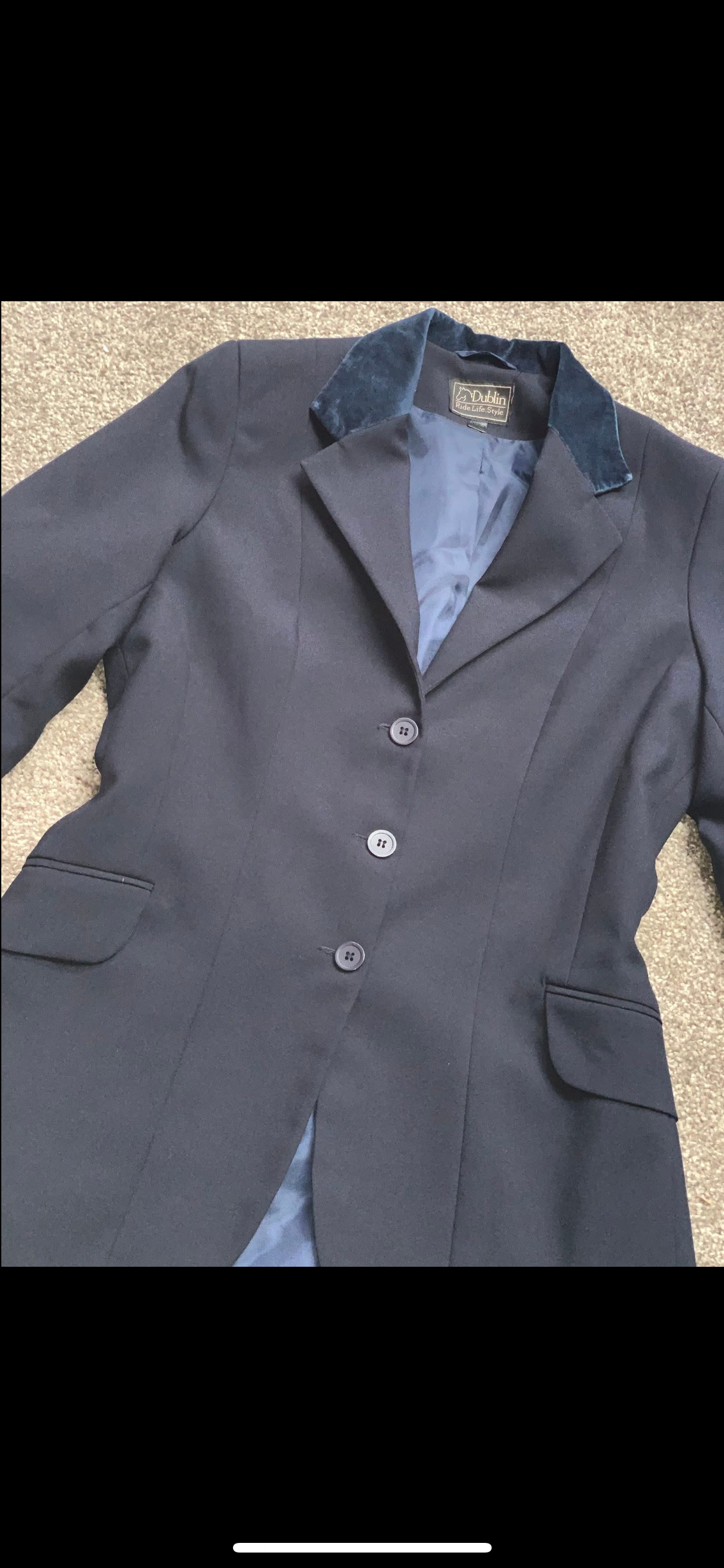 ✨ Preloved Ladies Dublin Show Jacket – UK12 ✨