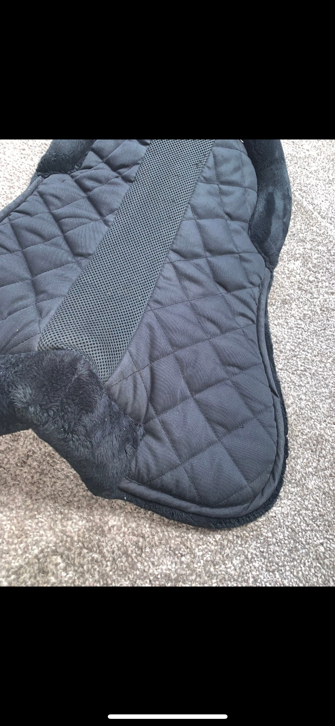 ๐ค Like New Black Supportive & Breathable Half Pad โ Size Cob ๐ค