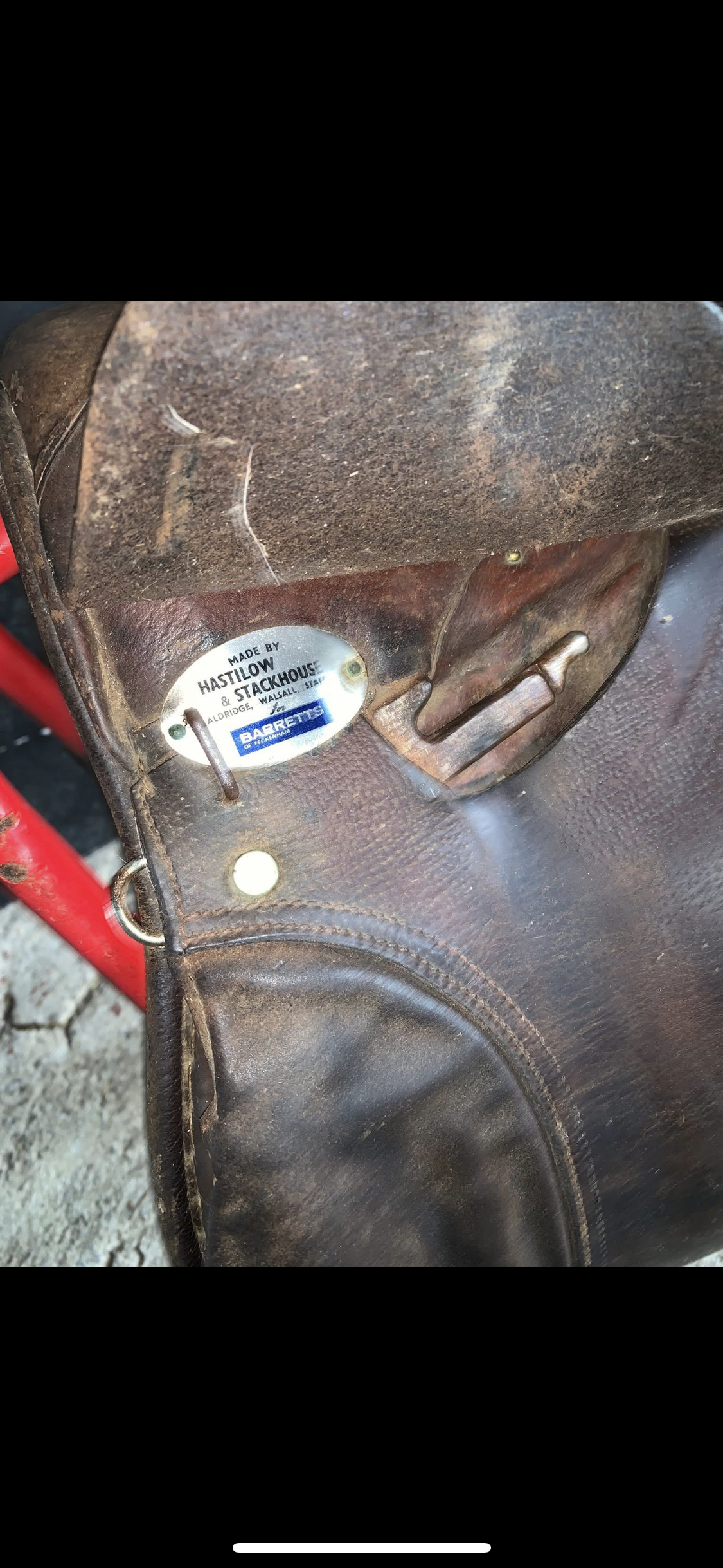 🤎🐴 Preloved Brown Leather Saddle – 17” 🐴🤎