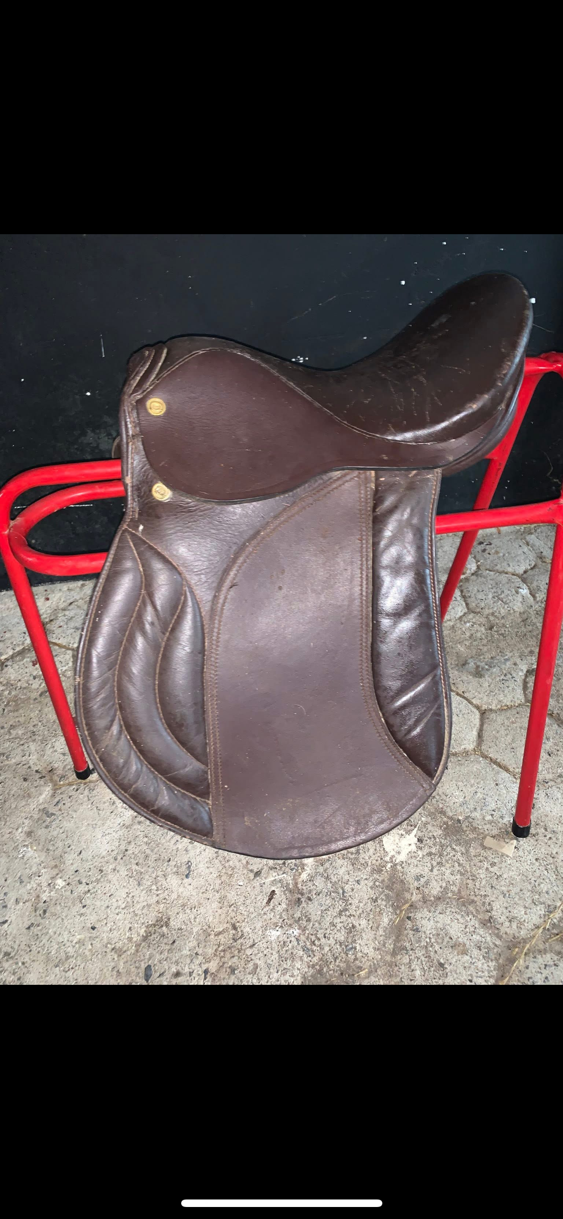🤎🐴 Preloved Brown Synthetic Pony Saddle – 14” 🐴🤎