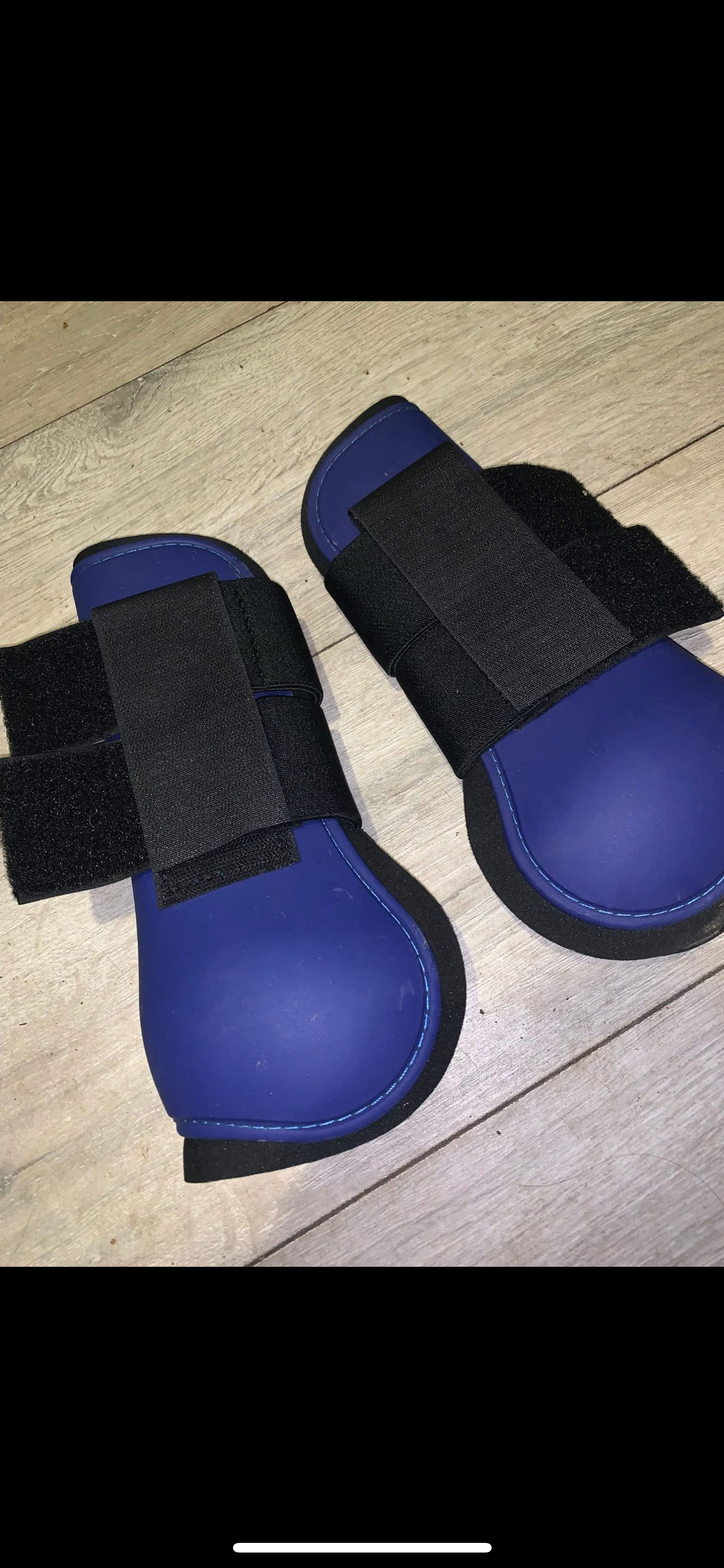 🦵 Preloved Coral Tendon Boots – Size Full 🦵