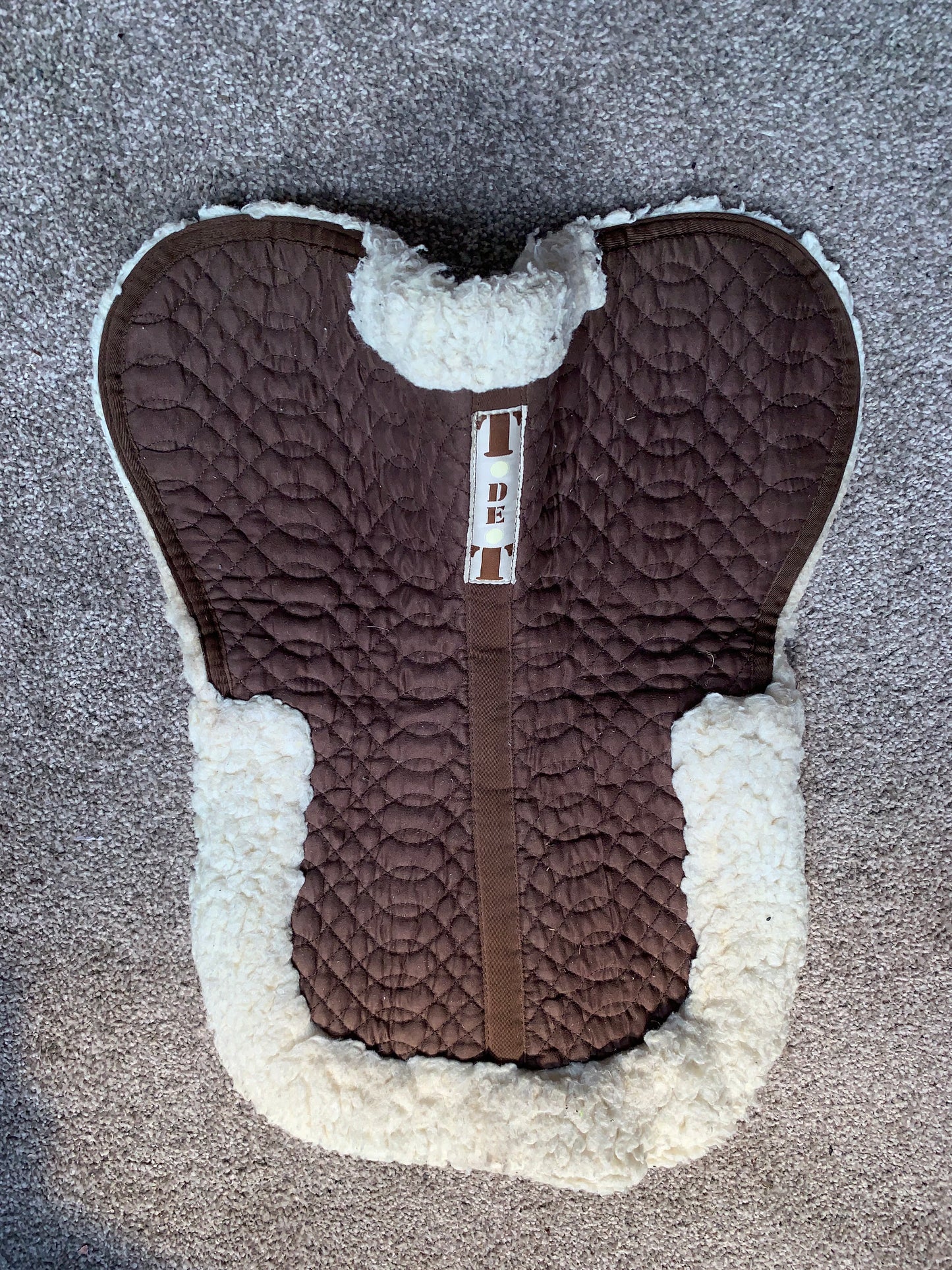 ✨ Preloved Brown TDET Sheepskin Half Pad – Size Full ✨