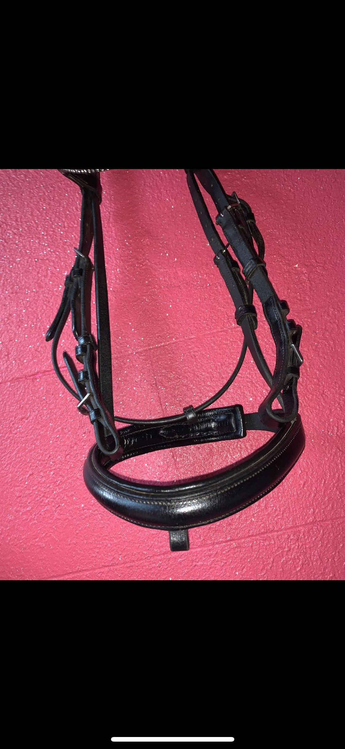 Preloved Black Leather Bridle with Diamante Browband – Size Pony ✨