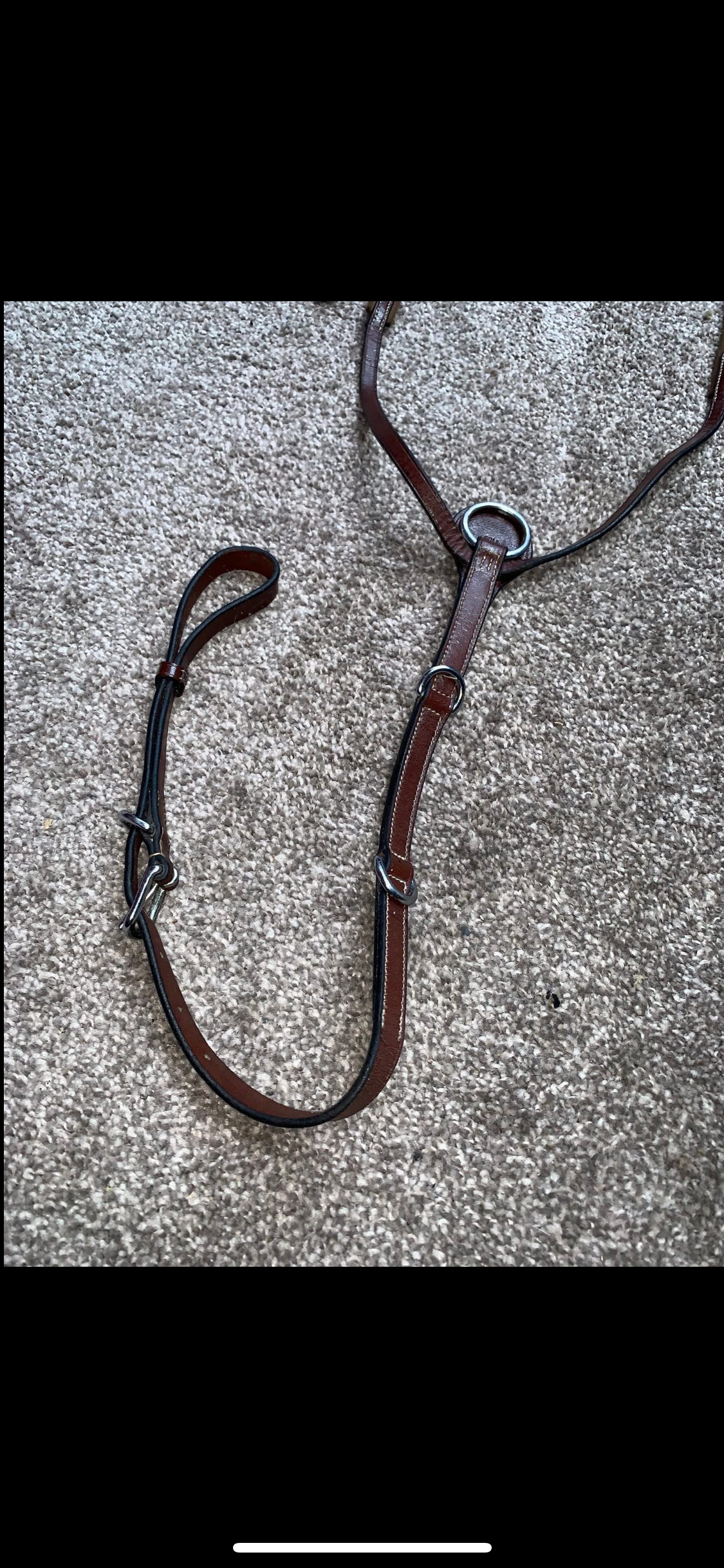 ✨ Preloved Brown Breastplate – Size Full ✨