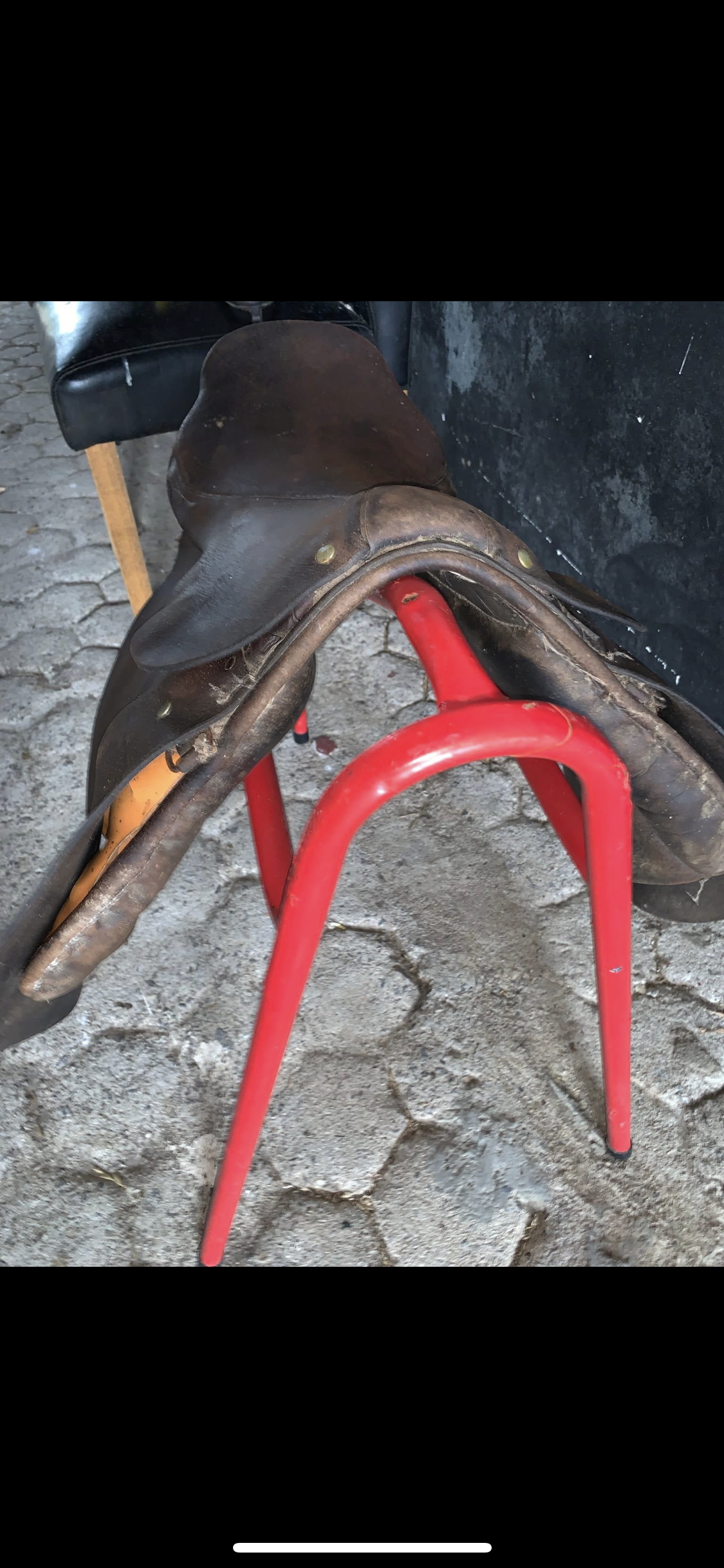 🤎🐎 Preloved Brown Leather Racing Saddle – 16” 🐎🤎