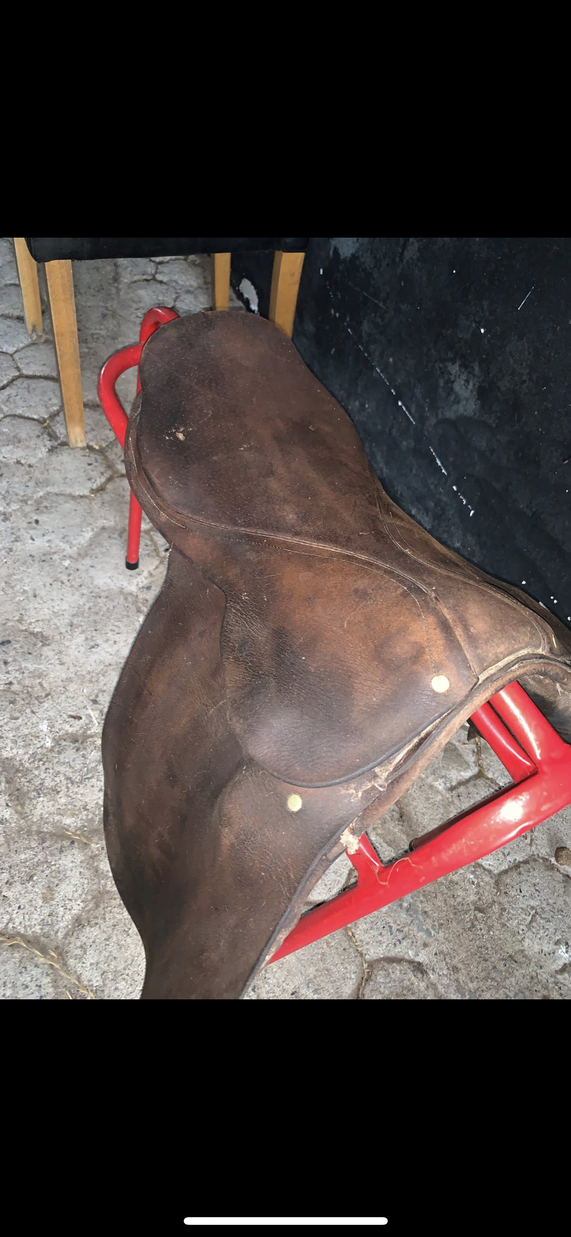 🤎🐎 Preloved Brown Leather Racing Saddle – 16” 🐎🤎