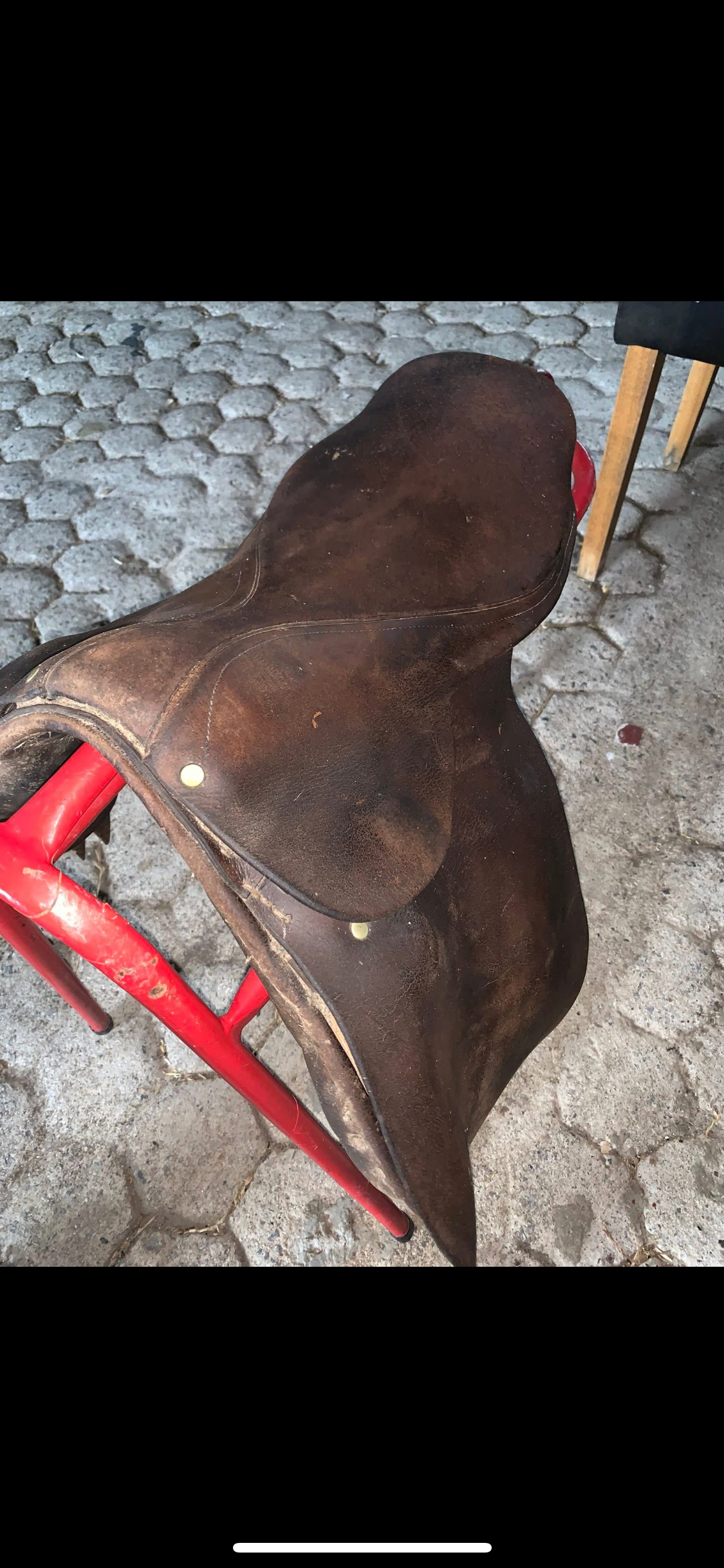 🤎🐎 Preloved Brown Leather Racing Saddle – 16” 🐎🤎