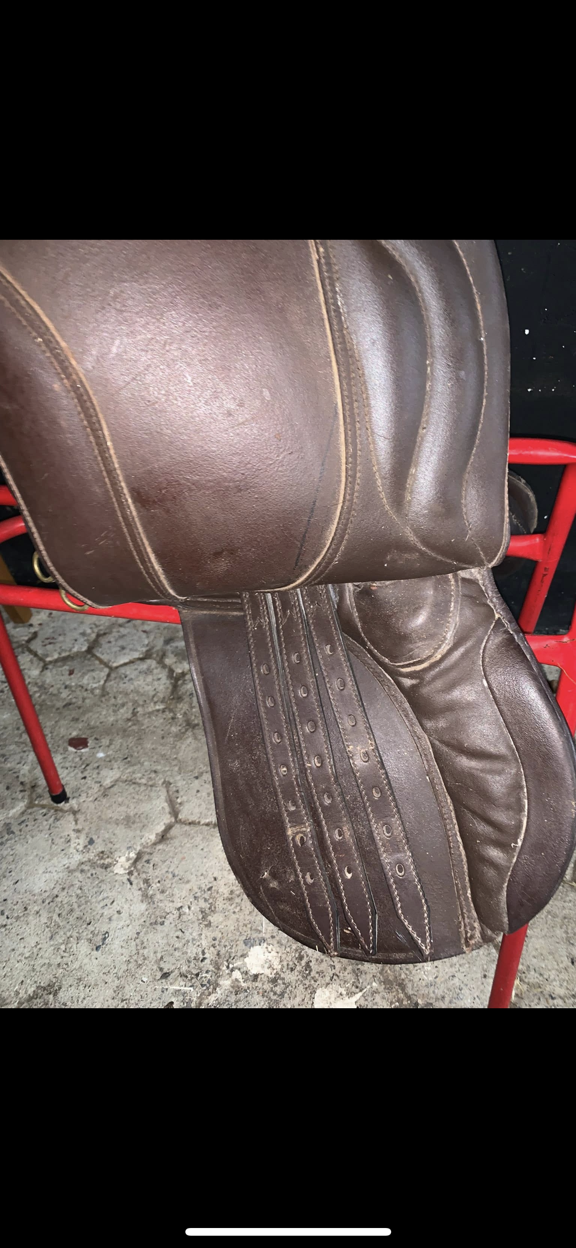 🤎🐴 Preloved Brown Synthetic Pony Saddle – 14” 🐴🤎