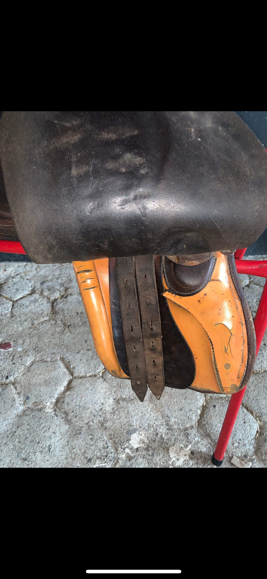 🤎🐎 Preloved Brown Leather Racing Saddle – 16” 🐎🤎