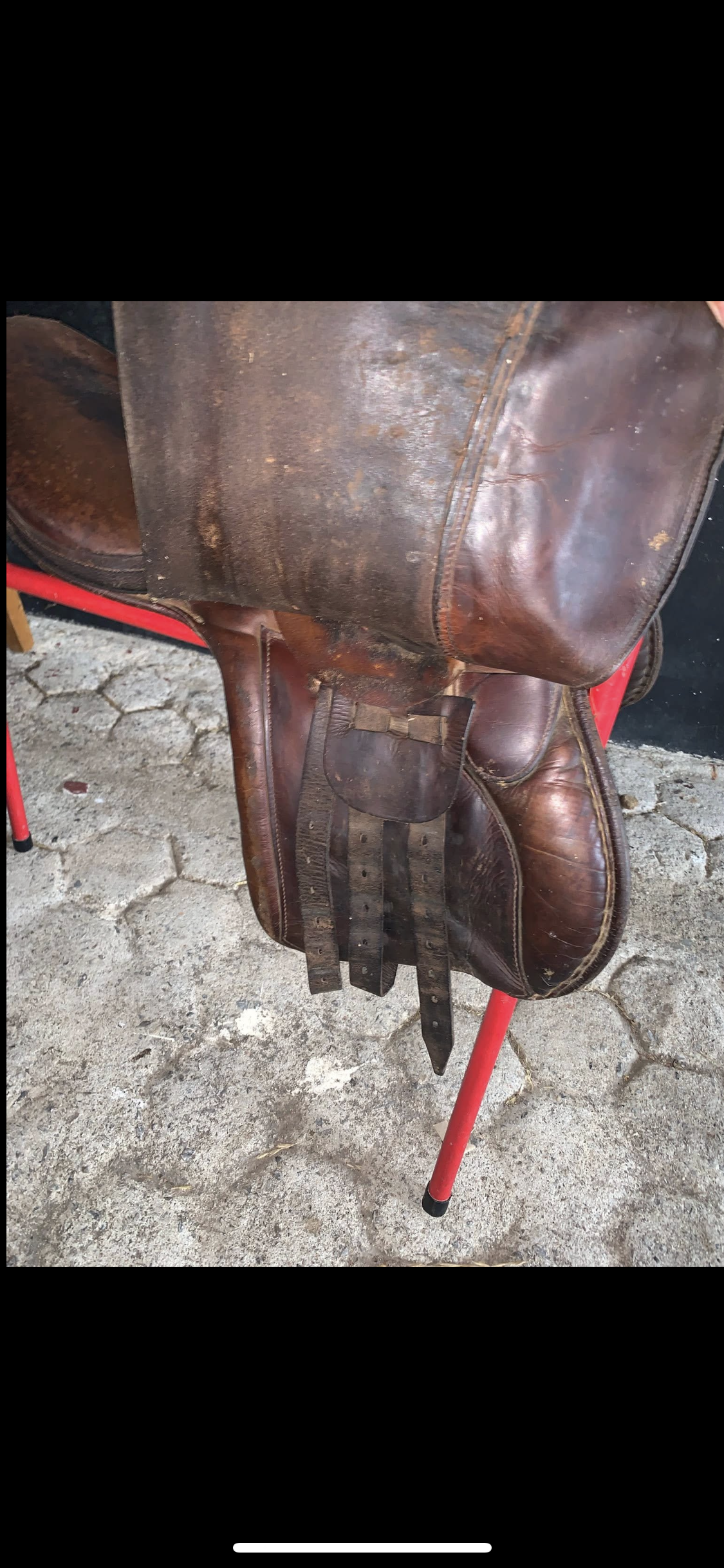 🤎🐴 Preloved Brown Leather Saddle – 17” 🐴🤎