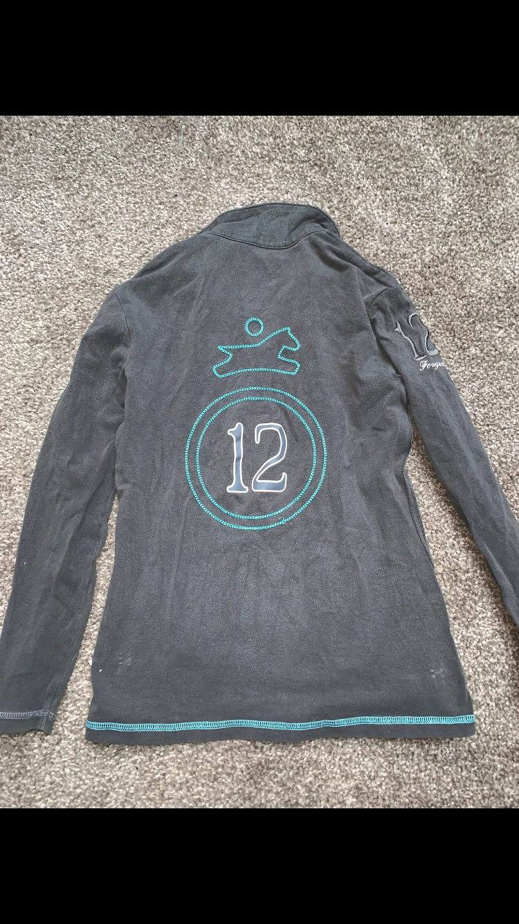 👕 Preloved Kids Long-Sleeved Polo Shirt – Size 10yrs 👕