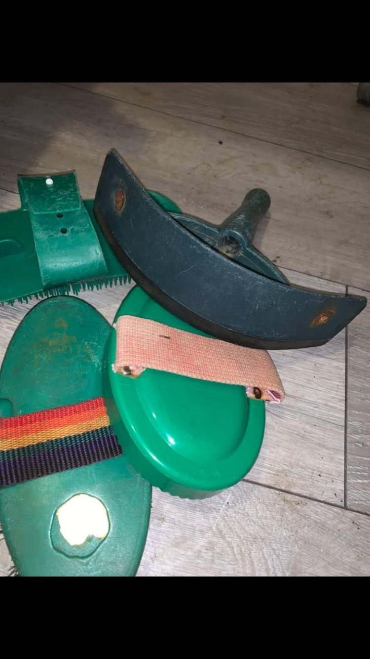 💚 Preloved Adults Green Grooming Bundle 💚
