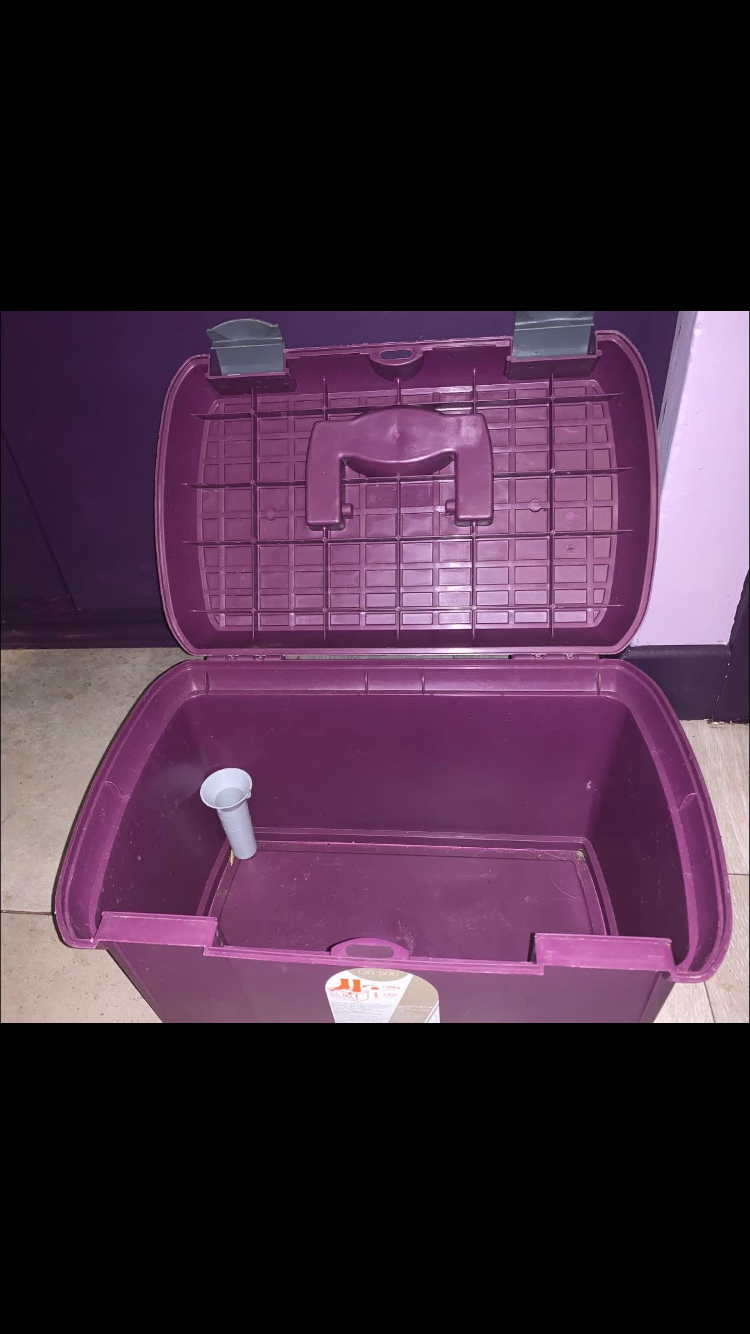 🪣 Like New Purple Large Grooming Box 🪣