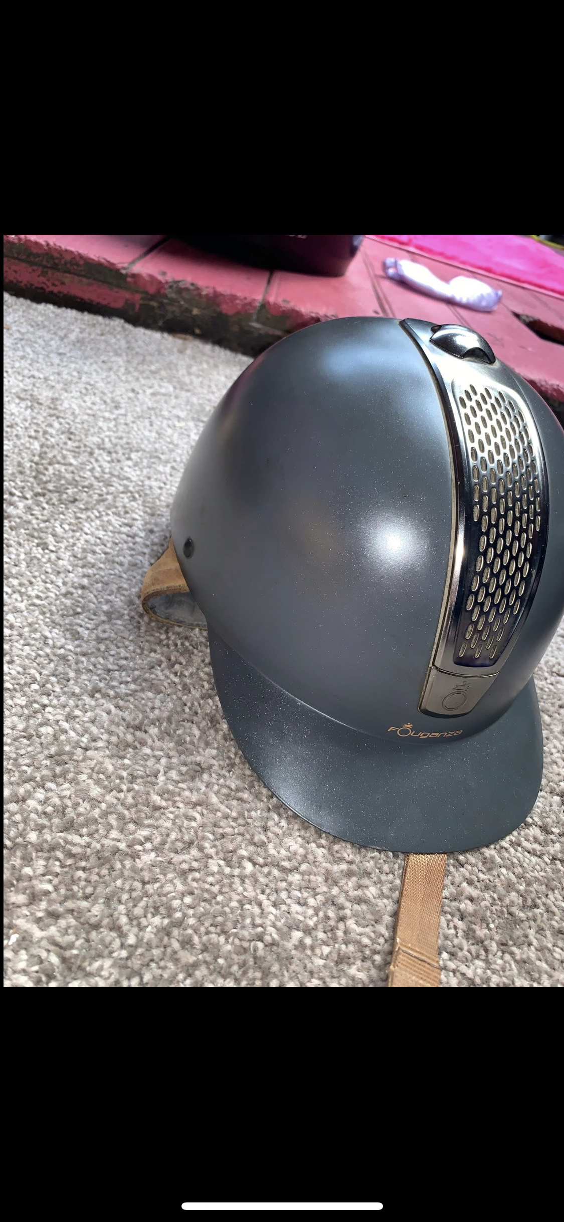 🪖 Beautiful Like New Riding Helmet – Size 55cm 🪖