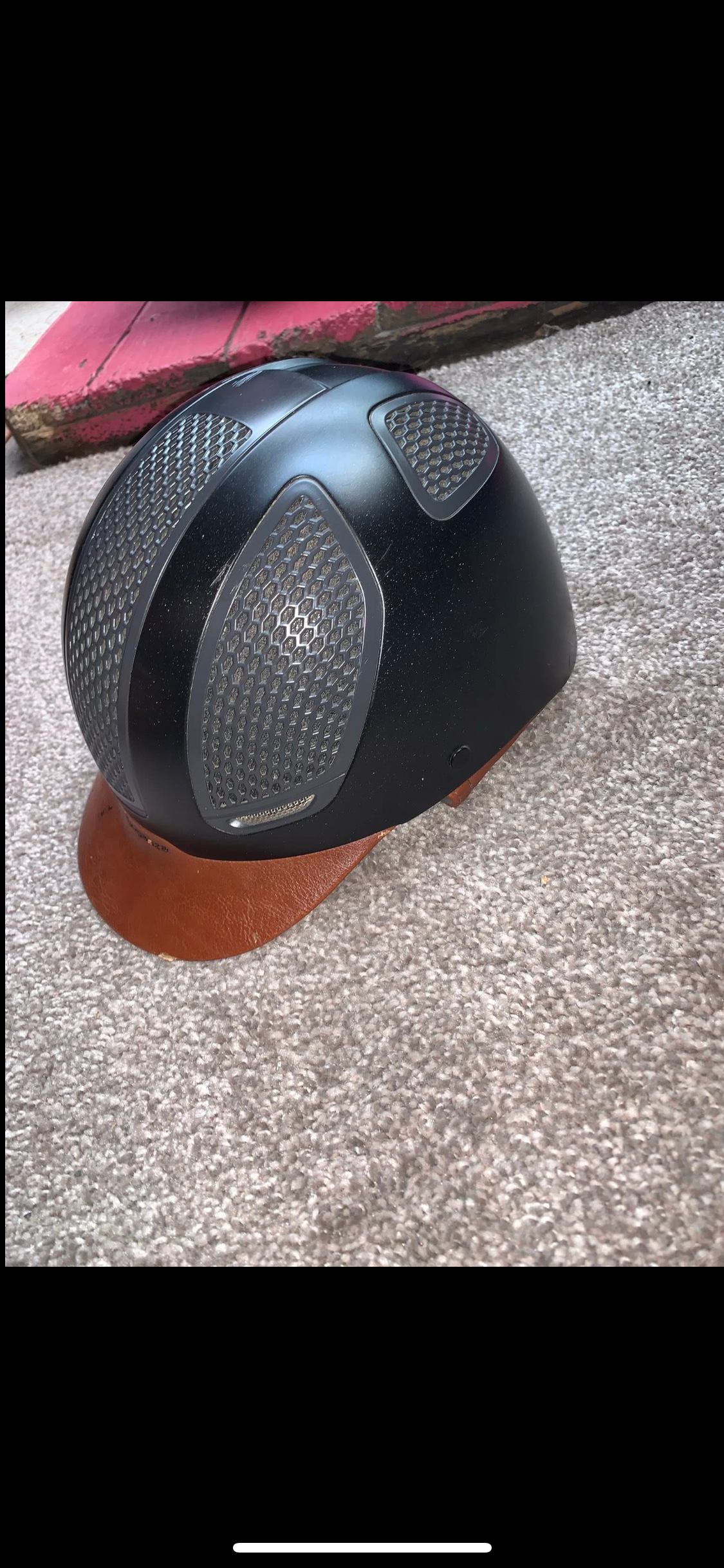 🪖 Preloved Riding Helmet – Approx. 58/59cm 🪖