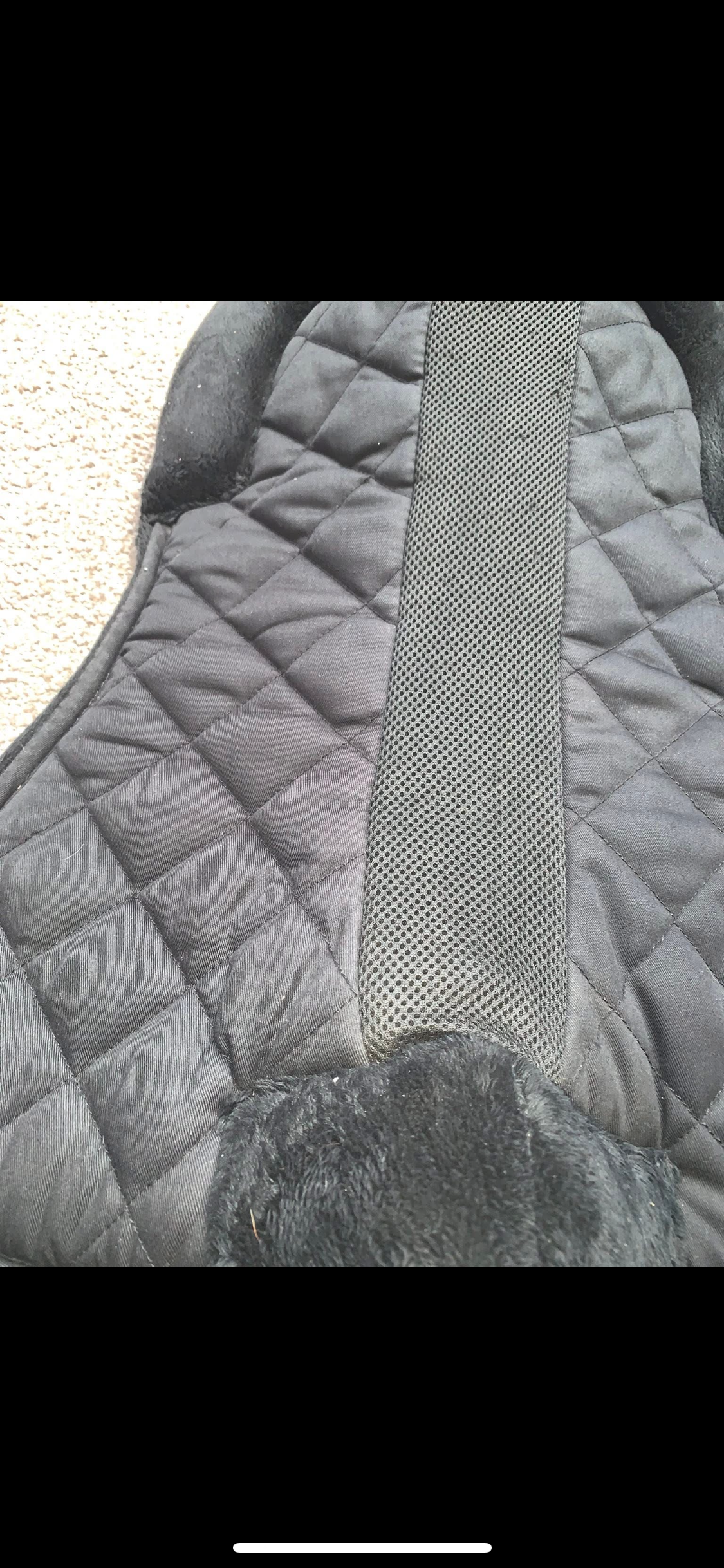 🖤 Like New Black Supportive & Breathable Half Pad – Size Cob 🖤